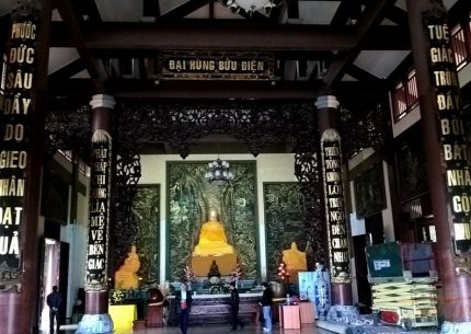 Đại điện Bửu Hùng -Thiền Viện Trúc Lâm Tây Thiên