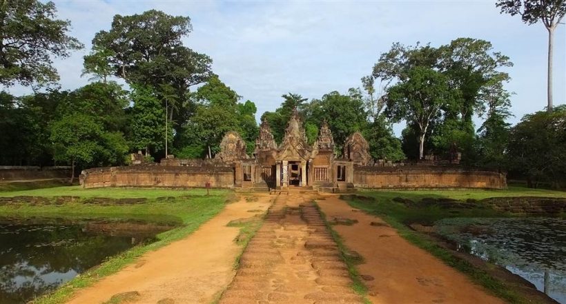 Đền Angkor Wat, một trong những kì quan của thế giới