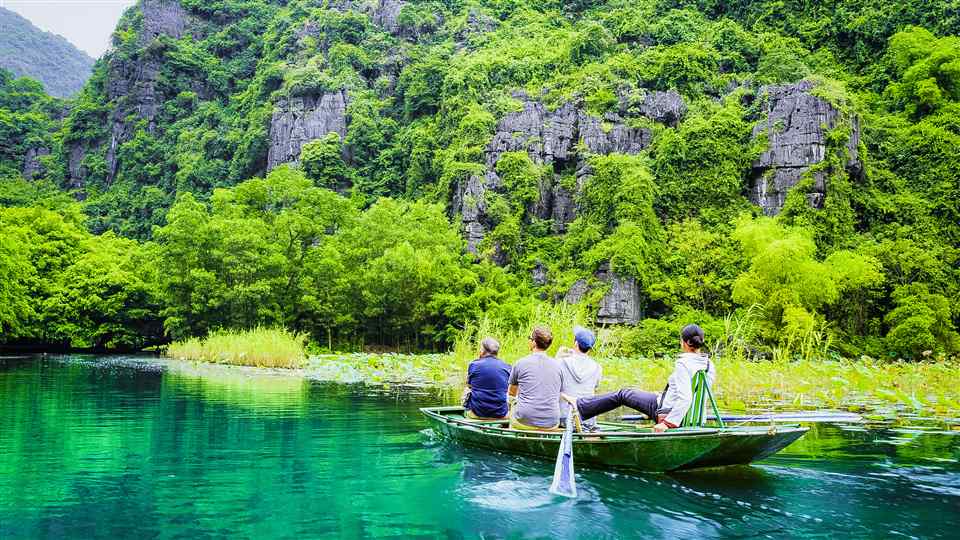 Du lịch Ninh Bình giá rẻ, mẹo tiết kiệm chi phí dành cho bạn